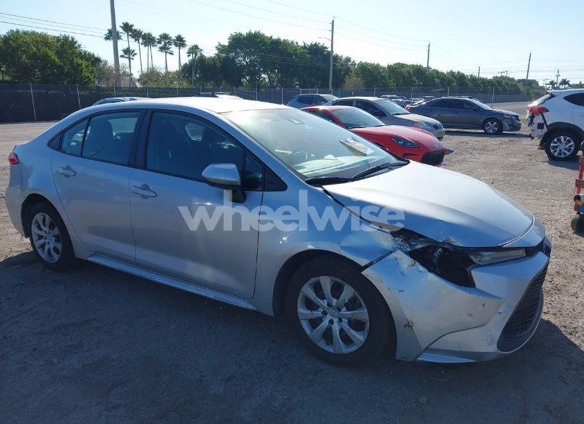 Photo 6 of 2022 Toyota Corolla LE (VIN 5YFEPMAE7NP274117)