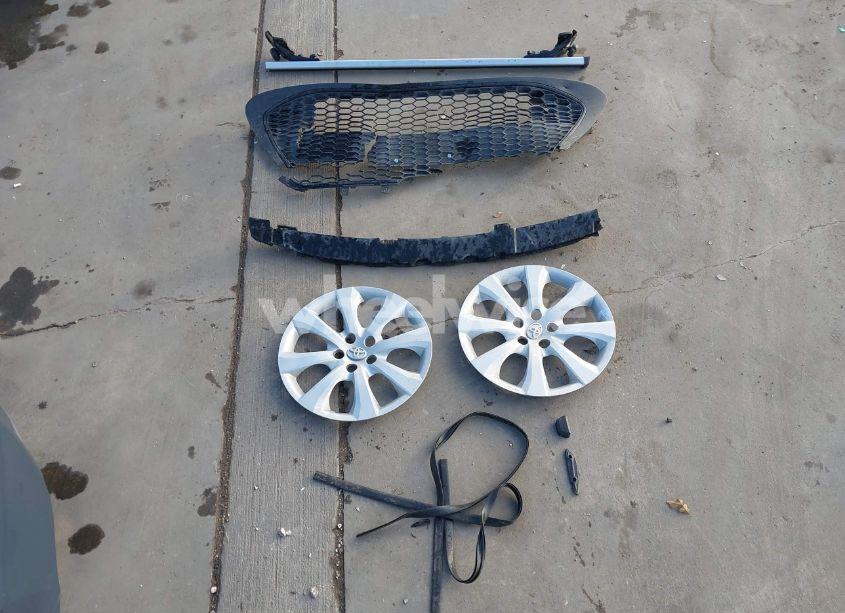 Photo 12 of 2022 Toyota Corolla LE (VIN 5YFEPMAE7NP275817)