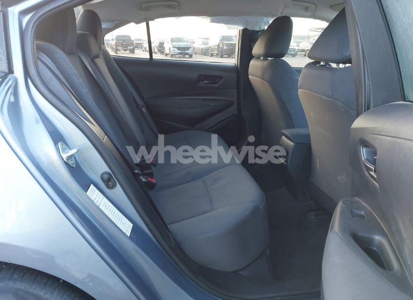 Photo 8 of 2022 Toyota Corolla LE (VIN 5YFEPMAE7NP275817)