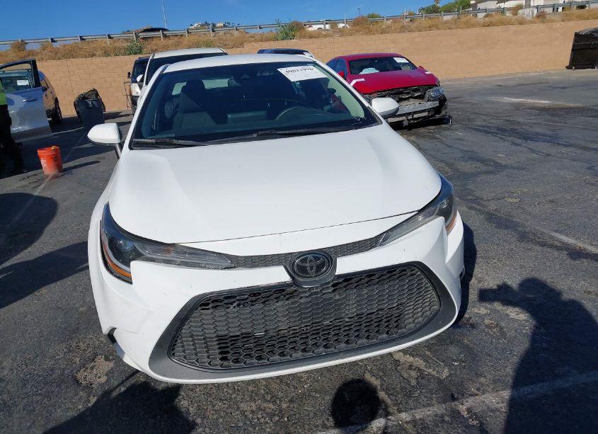 Photo 12 of 2022 Toyota Corolla LE (VIN 5YFEPMAE7NP277129)