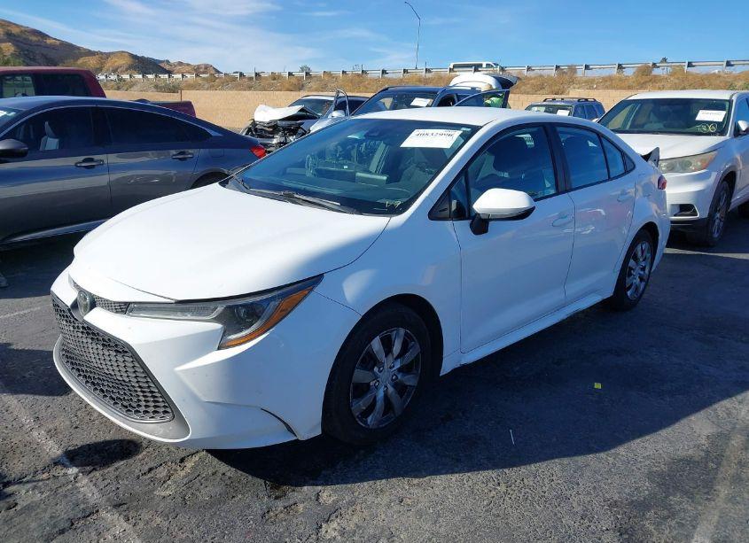 Photo 2 of 2022 Toyota Corolla LE (VIN 5YFEPMAE7NP277129)