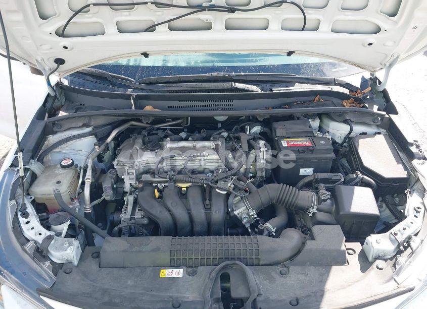 Photo 10 of 2022 Toyota Corolla LE (VIN 5YFEPMAE7NP284551)