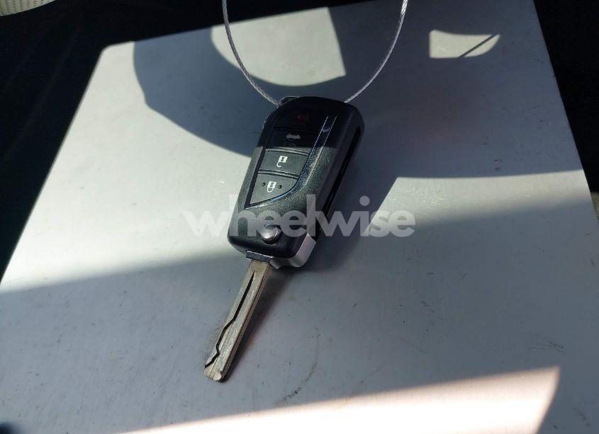 Photo 11 of 2022 Toyota Corolla LE (VIN 5YFEPMAE7NP284551)