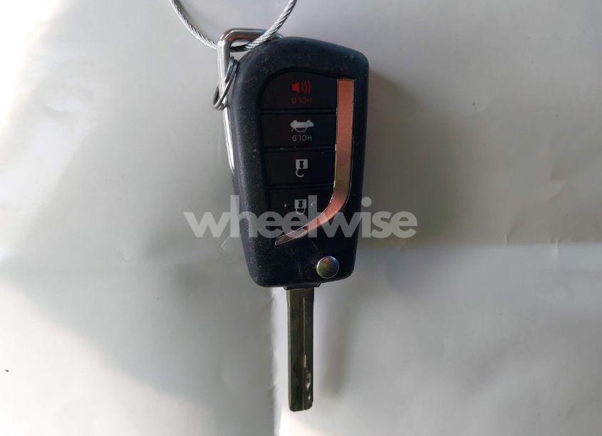 Photo 11 of 2022 Toyota Corolla LE (VIN 5YFEPMAE7NP297977)