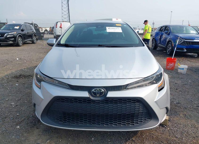 Photo 12 of 2022 Toyota Corolla LE (VIN 5YFEPMAE7NP297977)