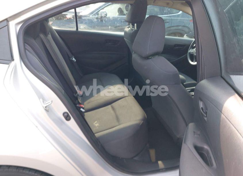 Photo 8 of 2022 Toyota Corolla LE (VIN 5YFEPMAE7NP297977)