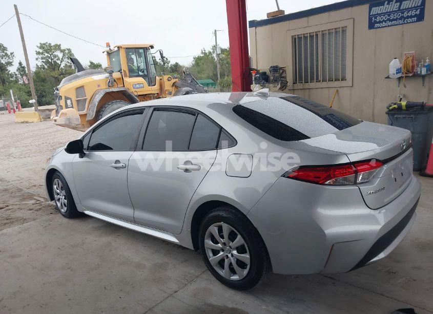 Photo 14 of 2022 Toyota Corolla LE (VIN 5YFEPMAE7NP310744)