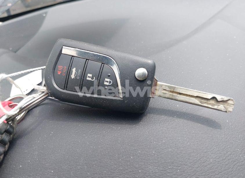 Photo 11 of 2022 Toyota Corolla LE (VIN 5YFEPMAE7NP310856)