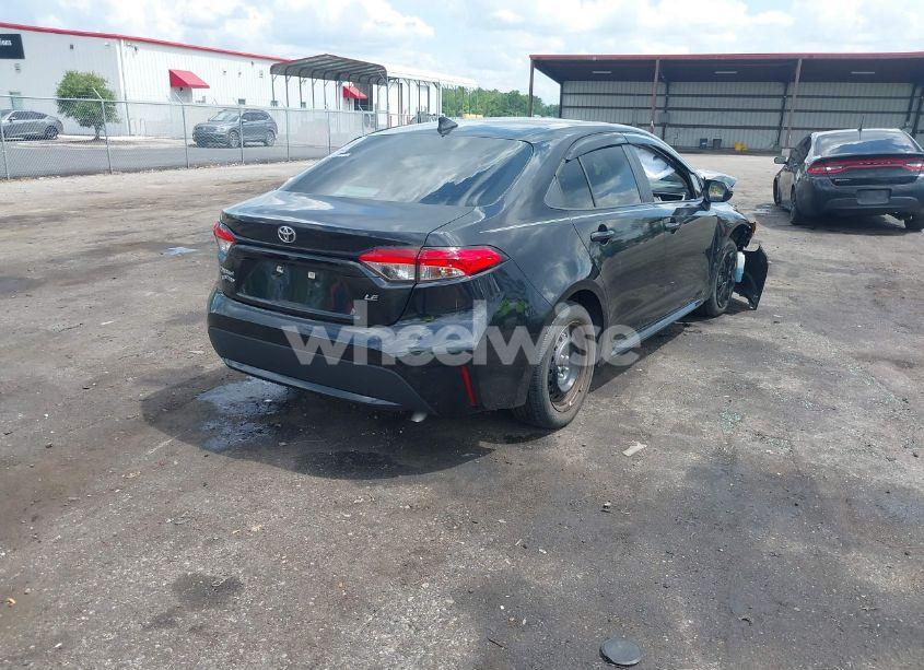 Photo 4 of 2022 Toyota Corolla LE (VIN 5YFEPMAE7NP310856)