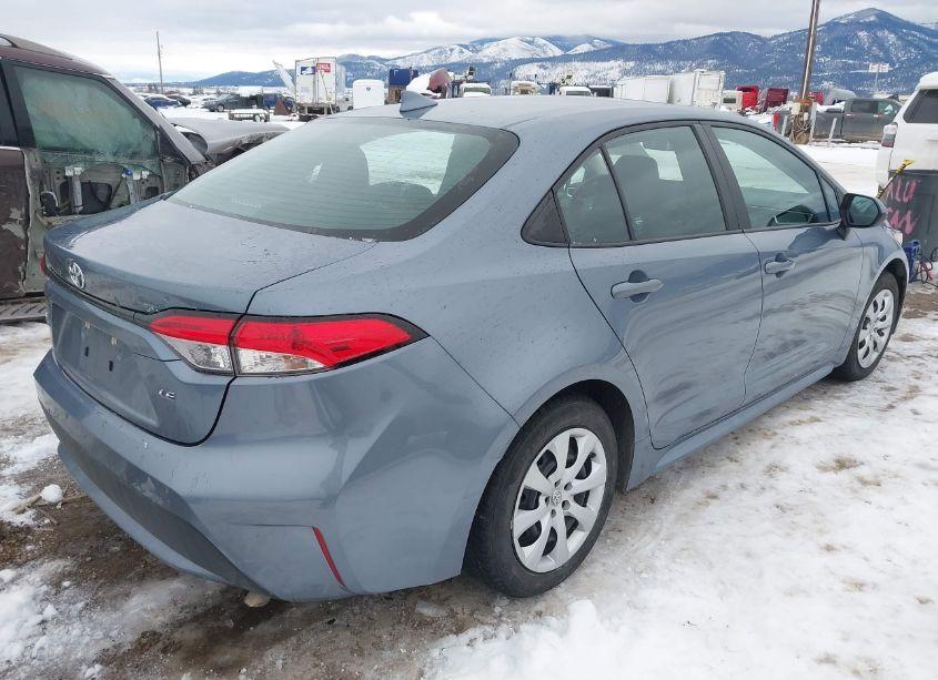 Photo 4 of 2022 Toyota Corolla LE (VIN 5YFEPMAE7NP342920)