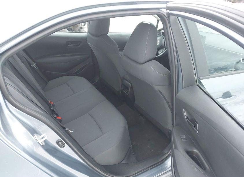 Photo 8 of 2022 Toyota Corolla LE (VIN 5YFEPMAE7NP342920)