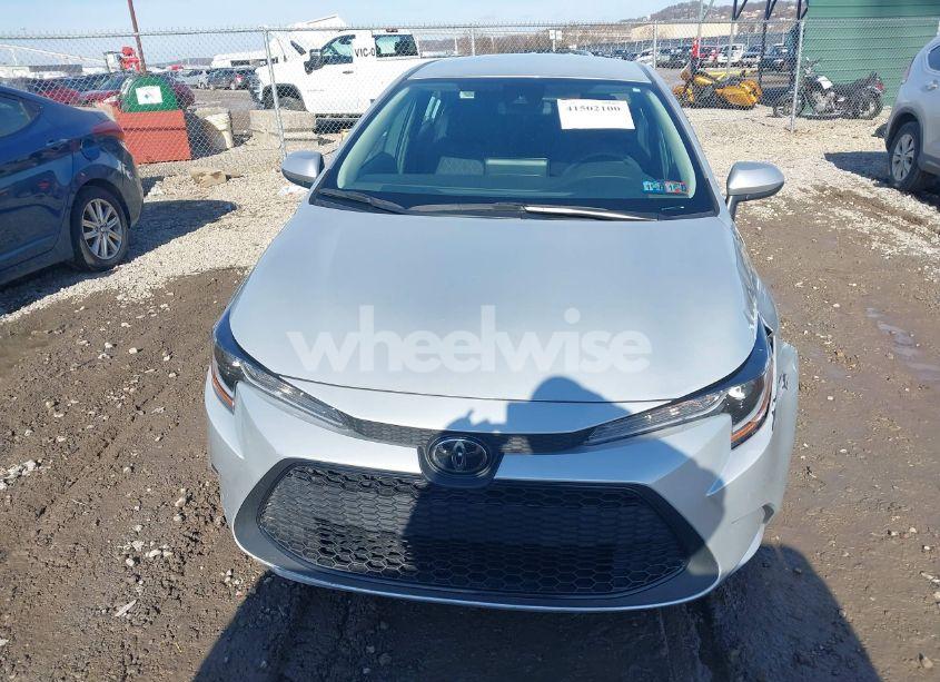 Photo 12 of 2022 Toyota Corolla LE (VIN 5YFEPMAE7NP361449)