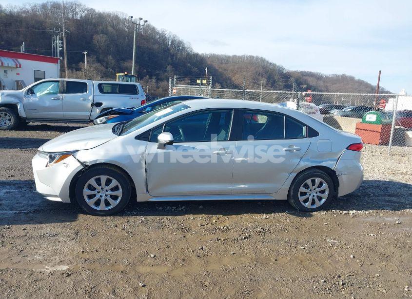 Photo 14 of 2022 Toyota Corolla LE (VIN 5YFEPMAE7NP361449)