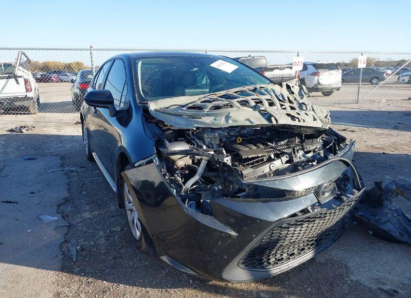 2022 Toyota Corolla LE (VIN 5YFEPMAE7NP371687) main photo