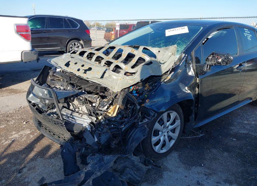 Photo 6 of 2022 Toyota Corolla LE (VIN 5YFEPMAE7NP371687)