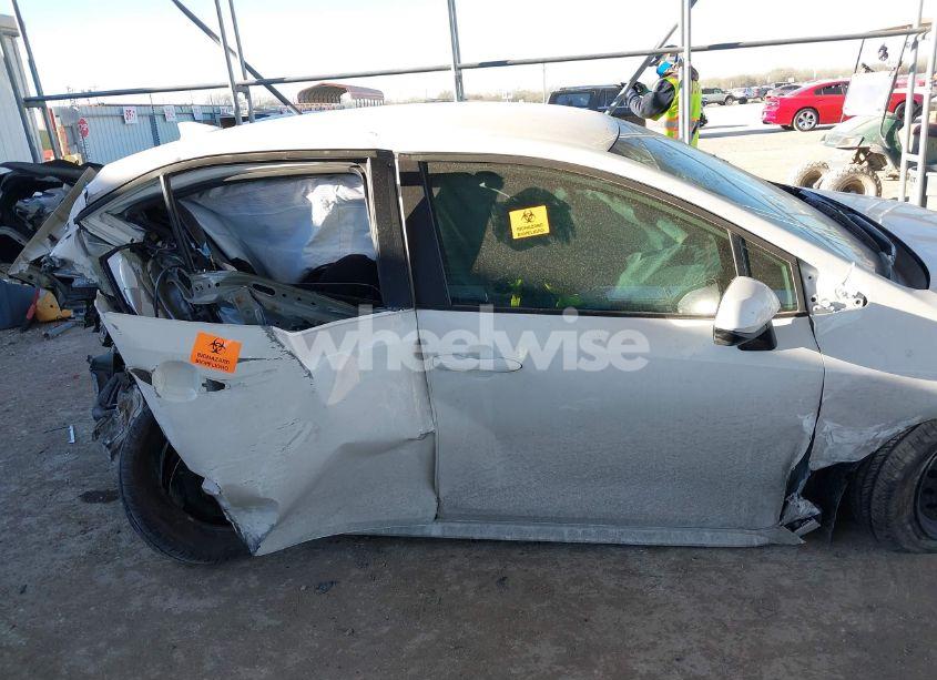 Photo 13 of 2022 Toyota Corolla LE (VIN 5YFEPMAE7NP385069)