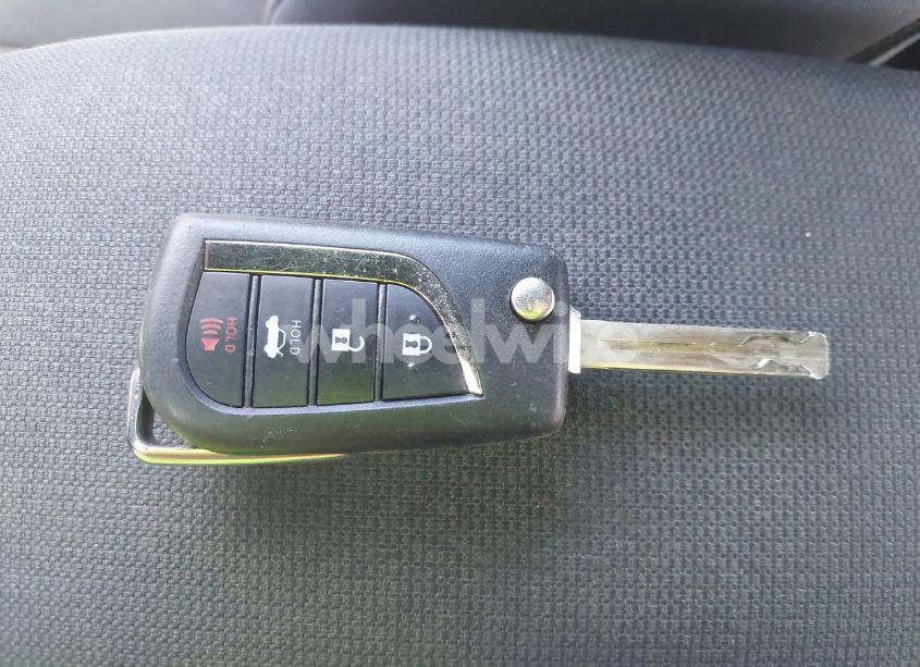 Photo 11 of 2021 Toyota Corolla LE (VIN 5YFEPMAE8MP153935)