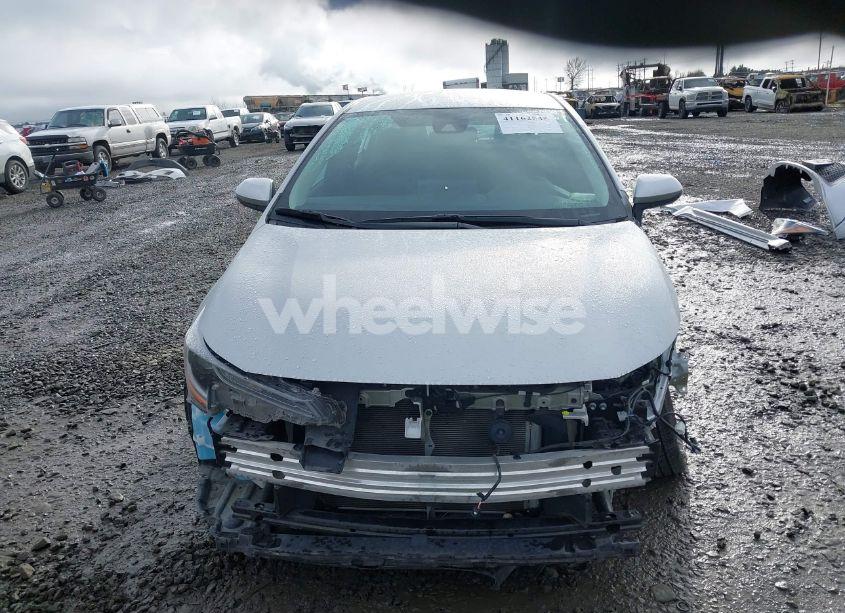 Photo 13 of 2021 Toyota Corolla LE (VIN 5YFEPMAE8MP158875)