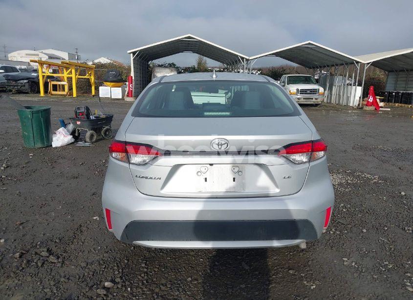 Photo 17 of 2021 Toyota Corolla LE (VIN 5YFEPMAE8MP158875)