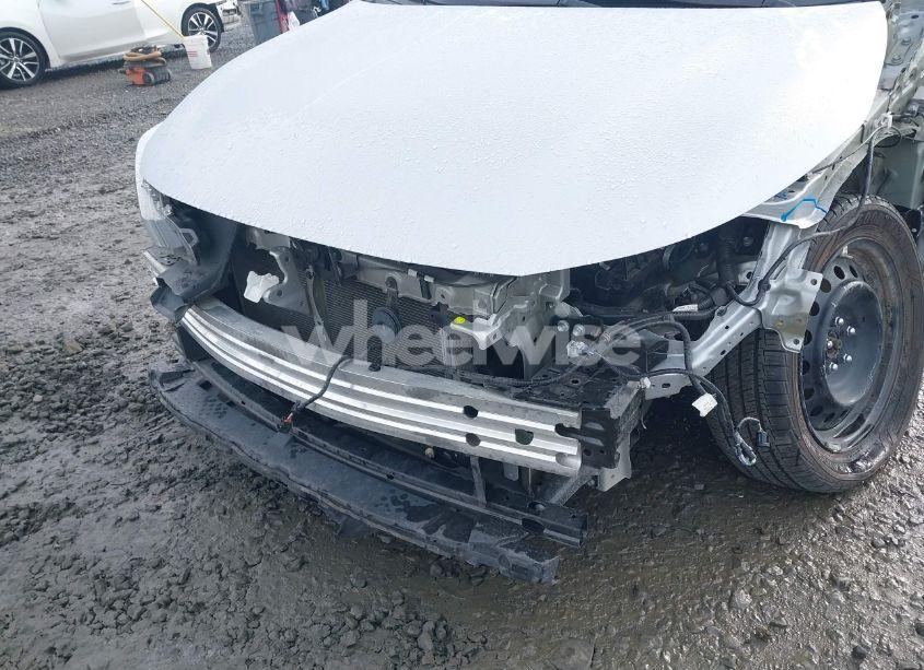 Photo 6 of 2021 Toyota Corolla LE (VIN 5YFEPMAE8MP158875)