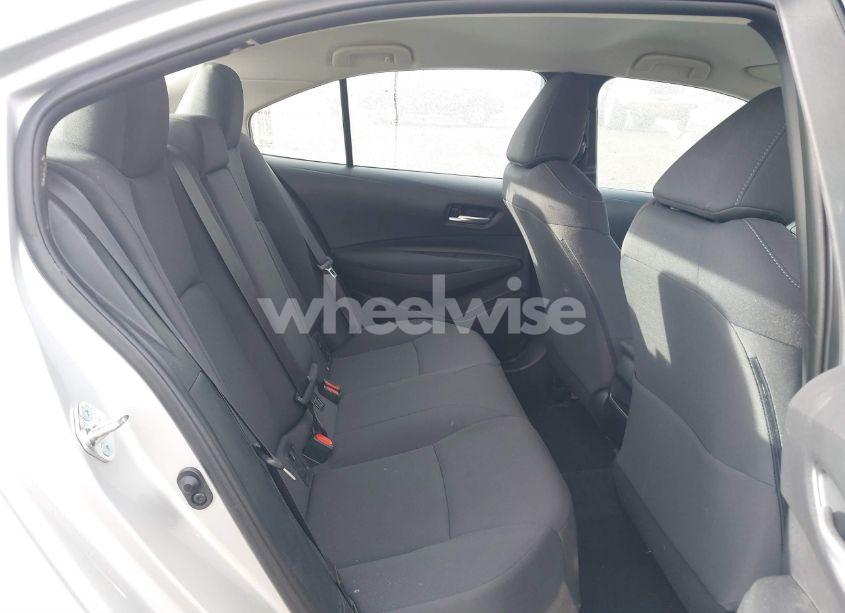 Photo 8 of 2021 Toyota Corolla LE (VIN 5YFEPMAE8MP158875)