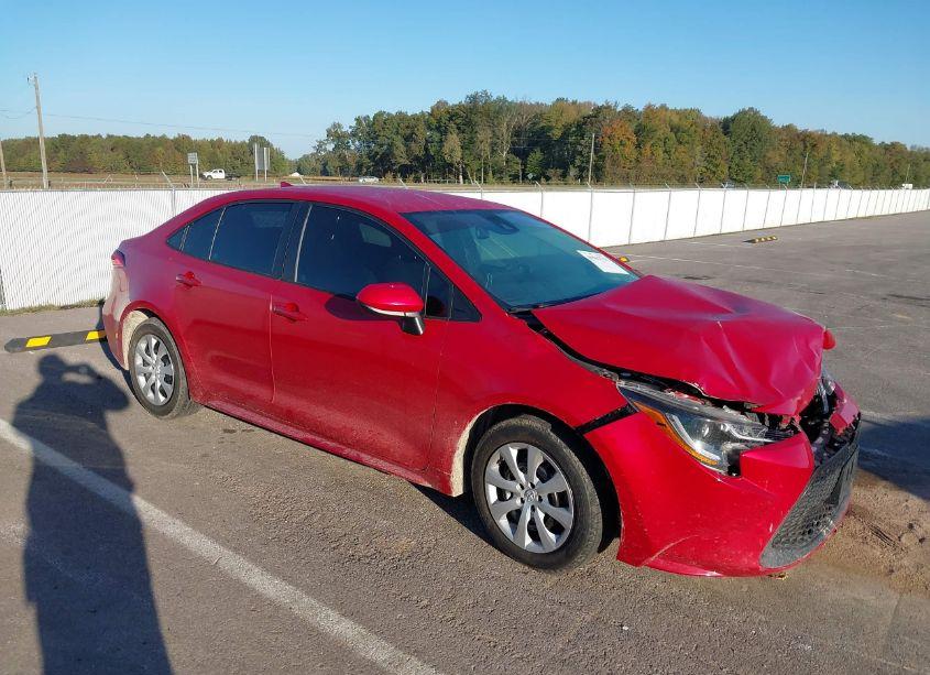 2021 Toyota Corolla LE (VIN 5YFEPMAE8MP159931) main photo