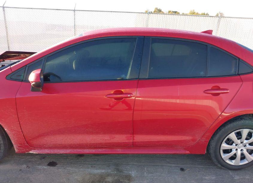 Photo 14 of 2021 Toyota Corolla LE (VIN 5YFEPMAE8MP159931)