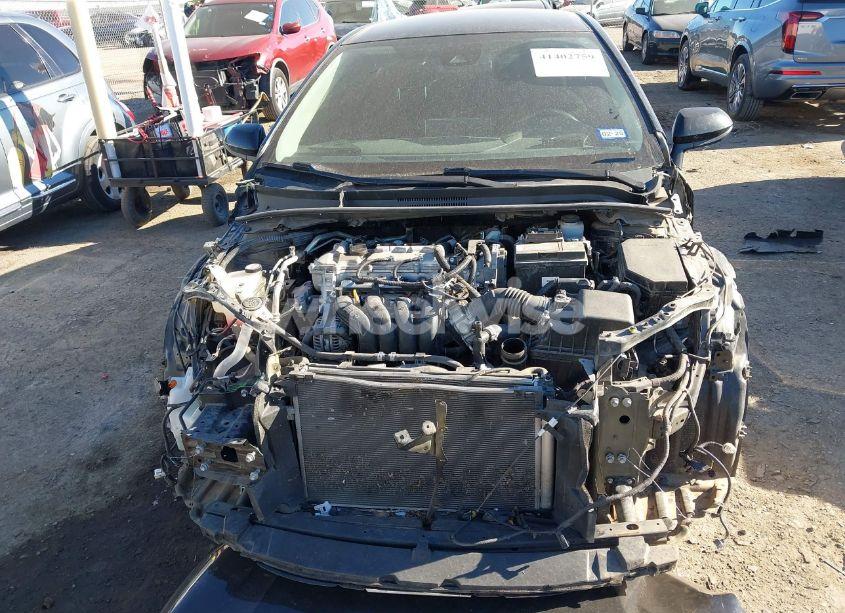 Photo 6 of 2021 Toyota Corolla LE (VIN 5YFEPMAE8MP166152)