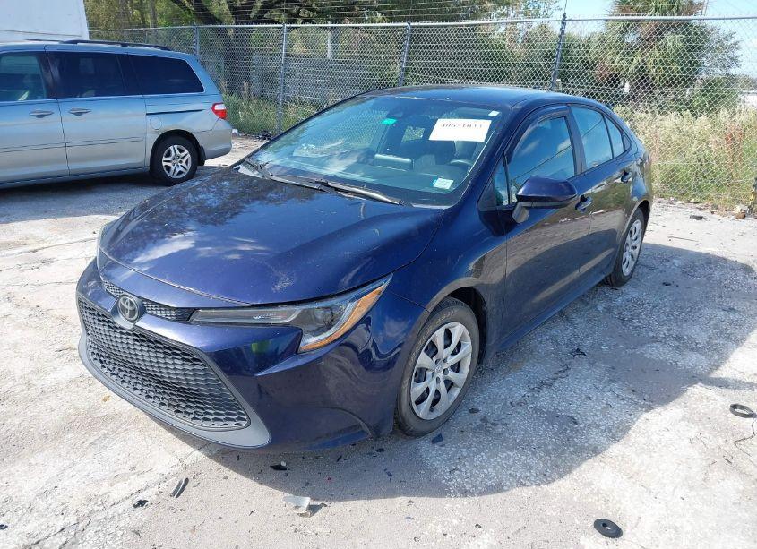 Photo 2 of 2021 Toyota Corolla LE (VIN 5YFEPMAE8MP166975)