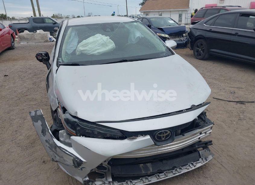 Photo 13 of 2021 Toyota Corolla LE (VIN 5YFEPMAE8MP182691)