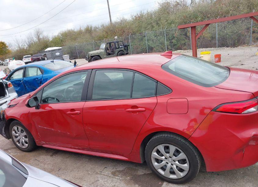 Photo 14 of 2021 Toyota Corolla LE (VIN 5YFEPMAE8MP186756)