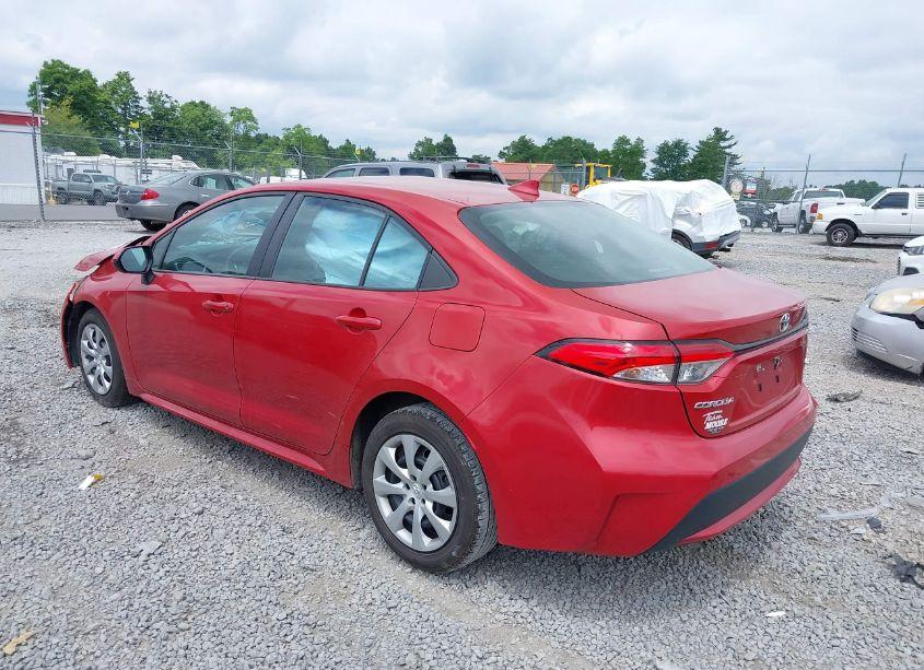 Photo 3 of 2021 Toyota Corolla LE (VIN 5YFEPMAE8MP191049)