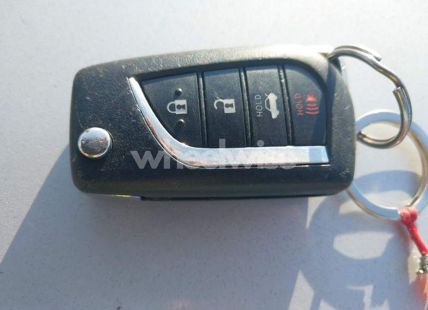 Photo 11 of 2021 Toyota Corolla LE (VIN 5YFEPMAE8MP205645)