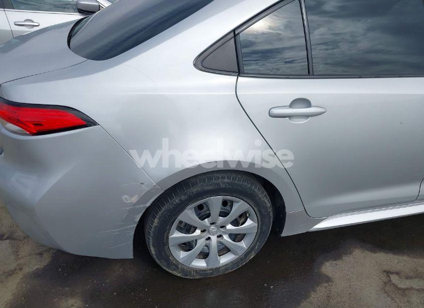 Photo 20 of 2021 Toyota Corolla LE (VIN 5YFEPMAE8MP205645)