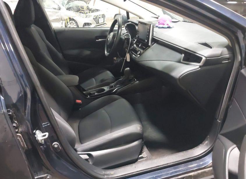Photo 5 of 2021 Toyota Corolla LE (VIN 5YFEPMAE8MP212191)