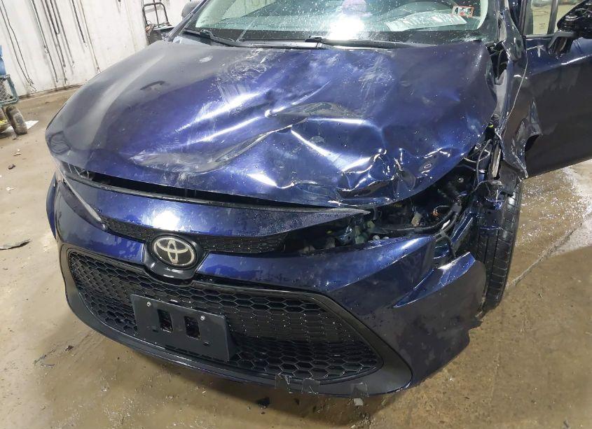 Photo 6 of 2021 Toyota Corolla LE (VIN 5YFEPMAE8MP212191)