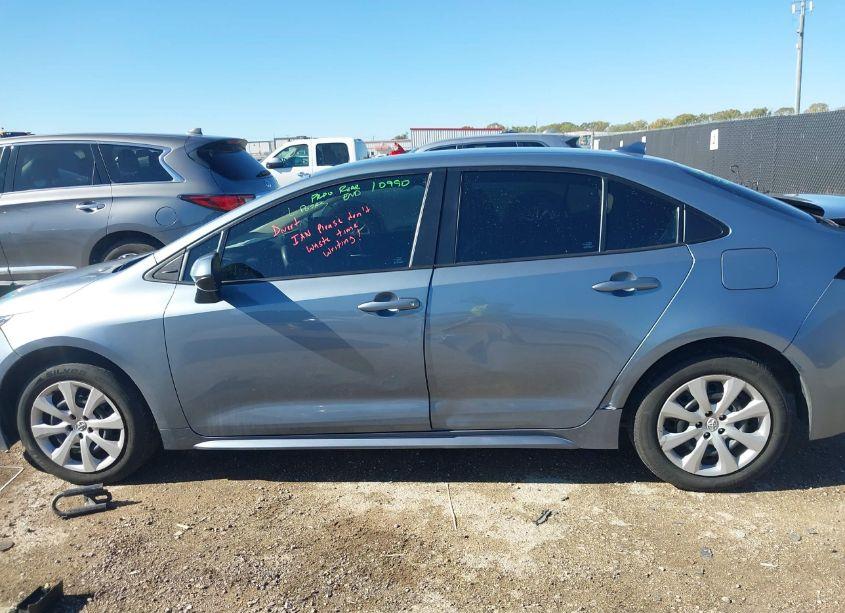 Photo 14 of 2021 Toyota Corolla LE (VIN 5YFEPMAE8MP219089)