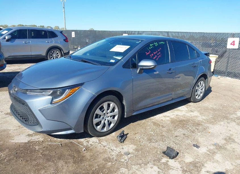 Photo 2 of 2021 Toyota Corolla LE (VIN 5YFEPMAE8MP219089)