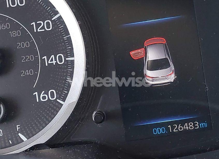 Photo 16 of 2021 Toyota Corolla LE (VIN 5YFEPMAE8MP233669)