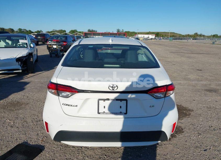 Photo 17 of 2021 Toyota Corolla LE (VIN 5YFEPMAE8MP233669)