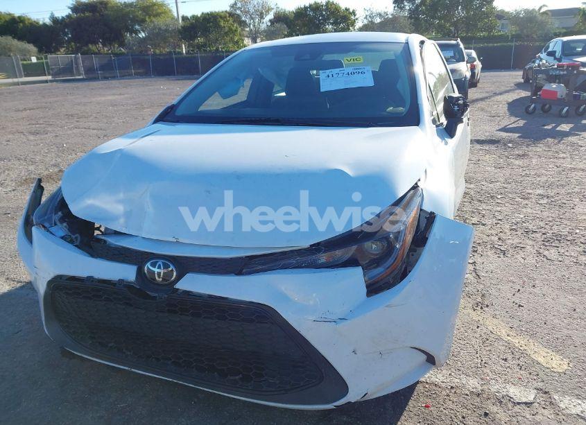 Photo 6 of 2021 Toyota Corolla LE (VIN 5YFEPMAE8MP233669)