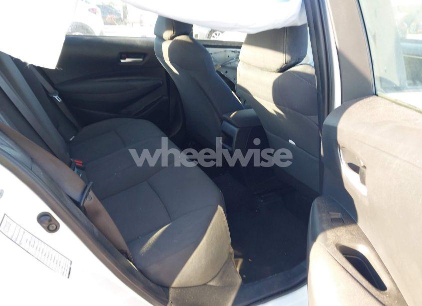 Photo 8 of 2021 Toyota Corolla LE (VIN 5YFEPMAE8MP233669)