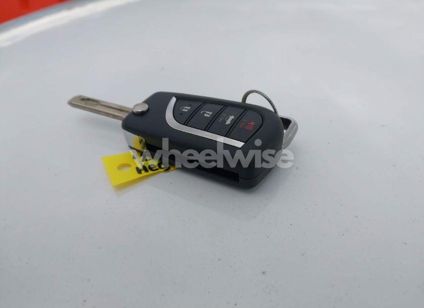 Photo 11 of 2021 Toyota Corolla LE (VIN 5YFEPMAE8MP242906)