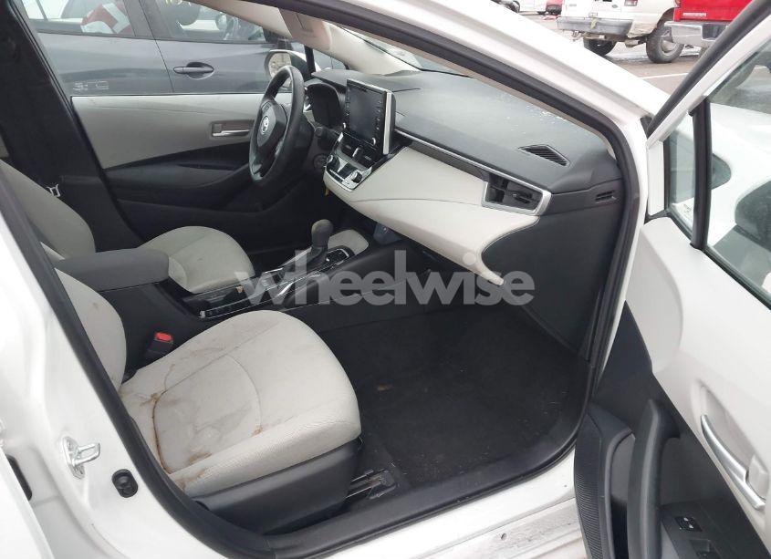 Photo 5 of 2021 Toyota Corolla LE (VIN 5YFEPMAE8MP242906)