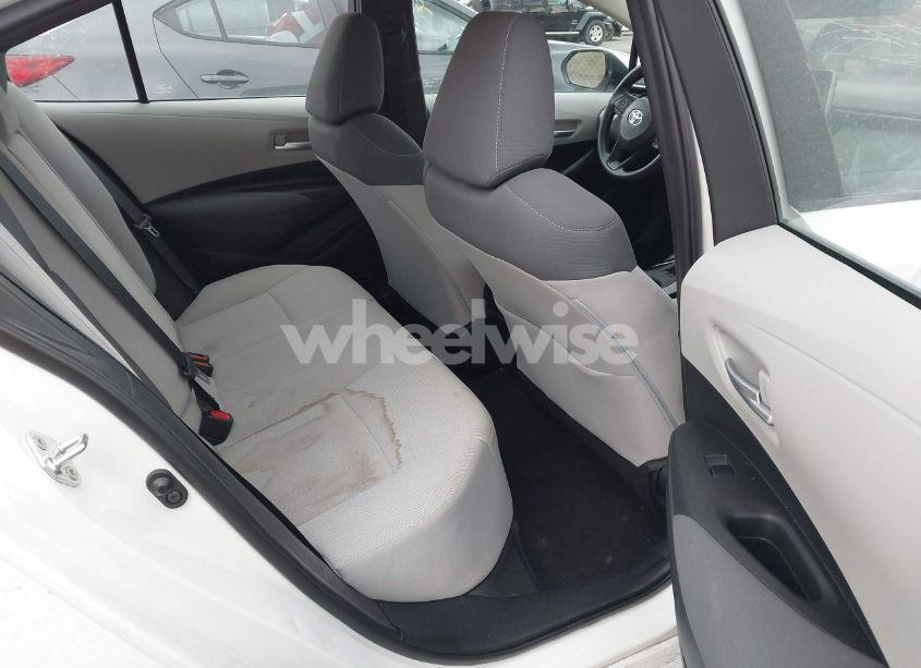 Photo 8 of 2021 Toyota Corolla LE (VIN 5YFEPMAE8MP242906)