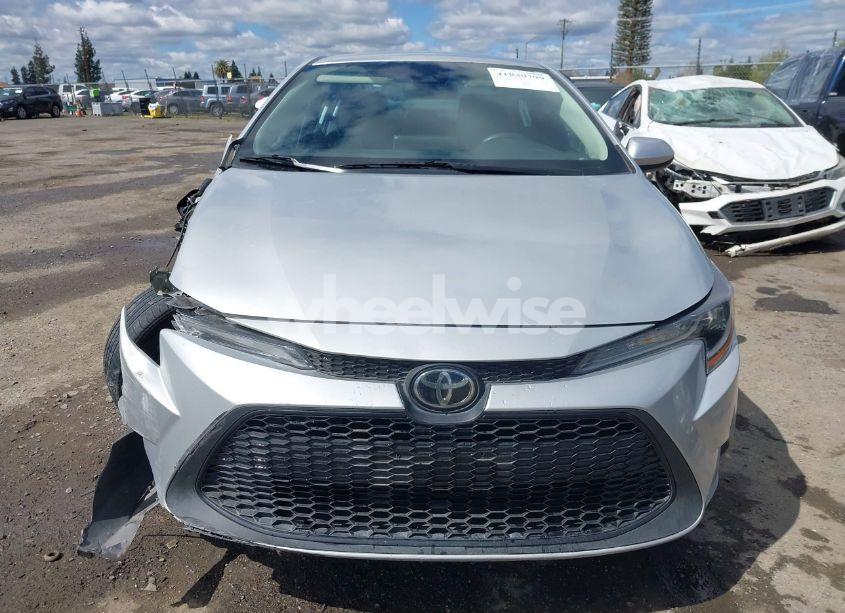 Photo 13 of 2021 Toyota Corolla LE (VIN 5YFEPMAE8MP245580)