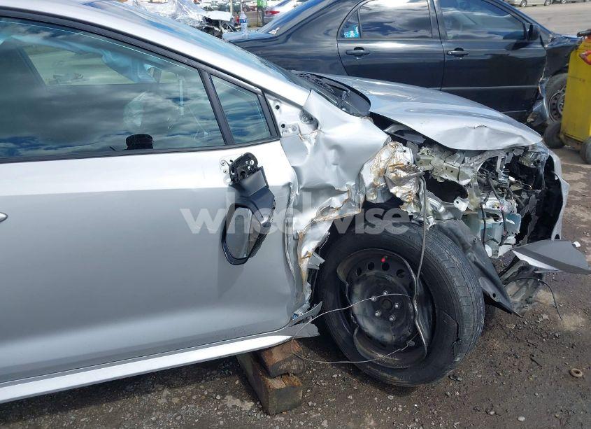 Photo 20 of 2021 Toyota Corolla LE (VIN 5YFEPMAE8MP245580)