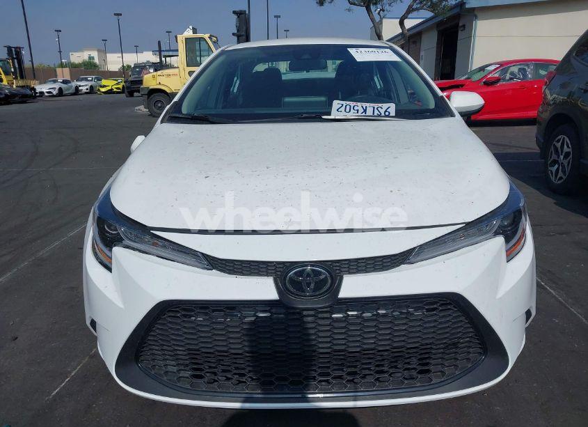 Photo 13 of 2021 Toyota Corolla LE (VIN 5YFEPMAE8MP257034)