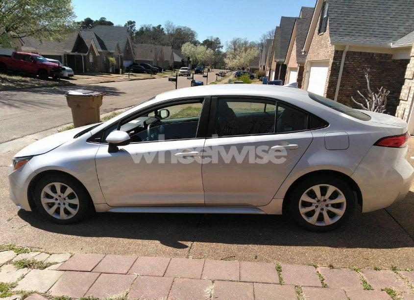 Photo 14 of 2022 Toyota Corolla LE (VIN 5YFEPMAE8NP273025)