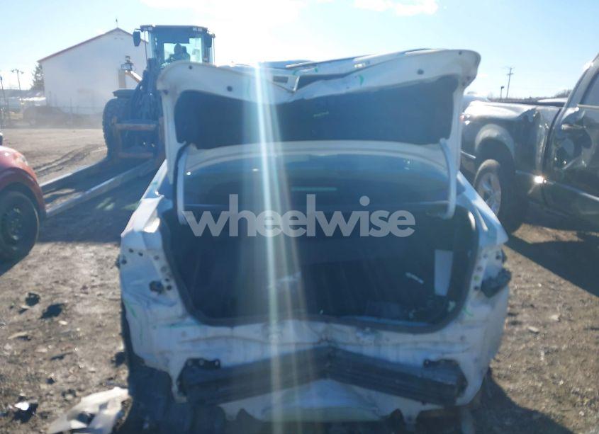 Photo 6 of 2022 Toyota Corolla LE (VIN 5YFEPMAE8NP277592)